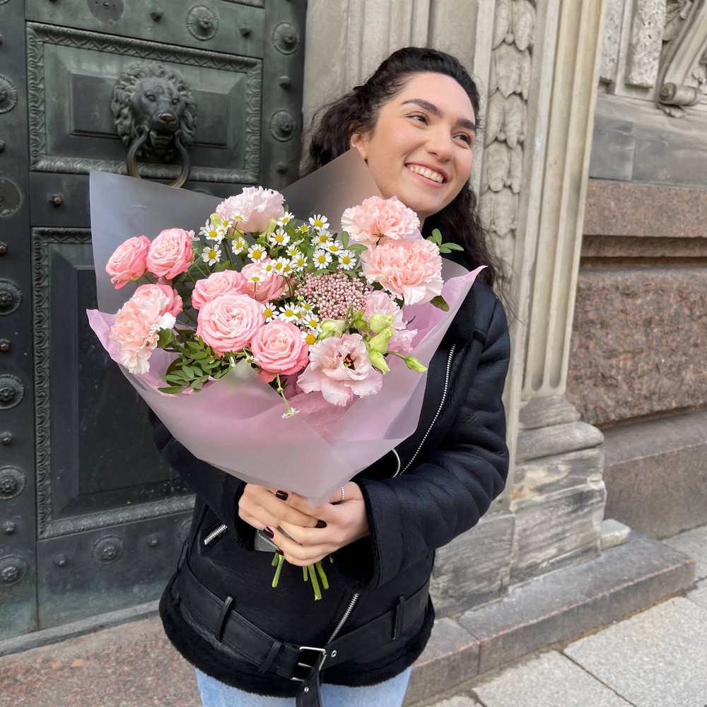 Биарриц: авторский букет в нежной гамме