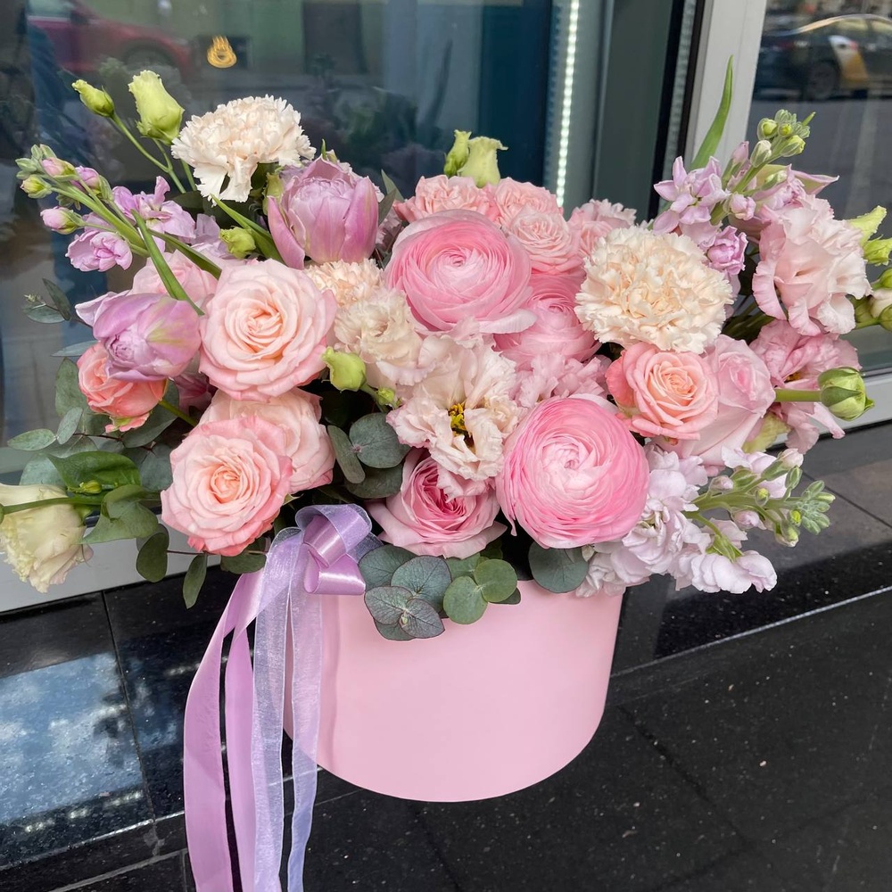 Ля-Рошель: цветы в коробке в Санкт-Петербурге