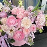 Ля-Рошель: цветы в коробке в Санкт-Петербурге - Фотография 4