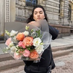 Свидание в Париже: авторский букет в нежной гамме в Санкт-Петербурге - Фотография 5