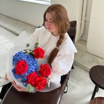 Клубника голубика : букет с гортензией и розами - Фотография 3 Клубника голубика : букет с гортензией и розами - Фотография 3