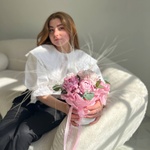 Мини пломба : шляпная коробка с розовыми пионами - Фотография 1 Мини пломба : шляпная коробка с розовыми пионами - Фотография 1