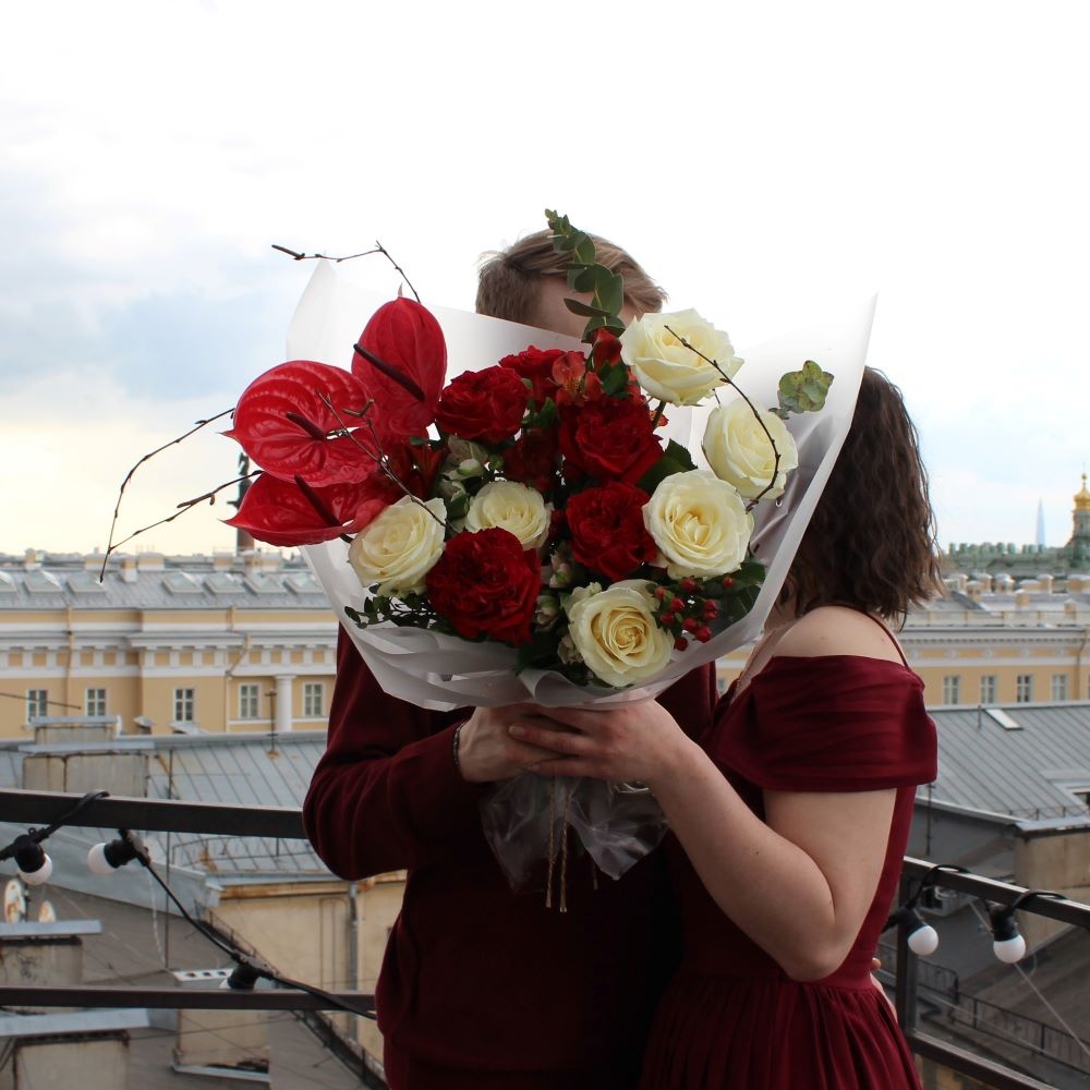 Парусно Алый