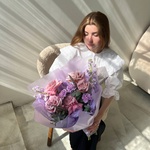 Раф на лавандовом: букет с розами в сиреневых оттенках - Фотография 1