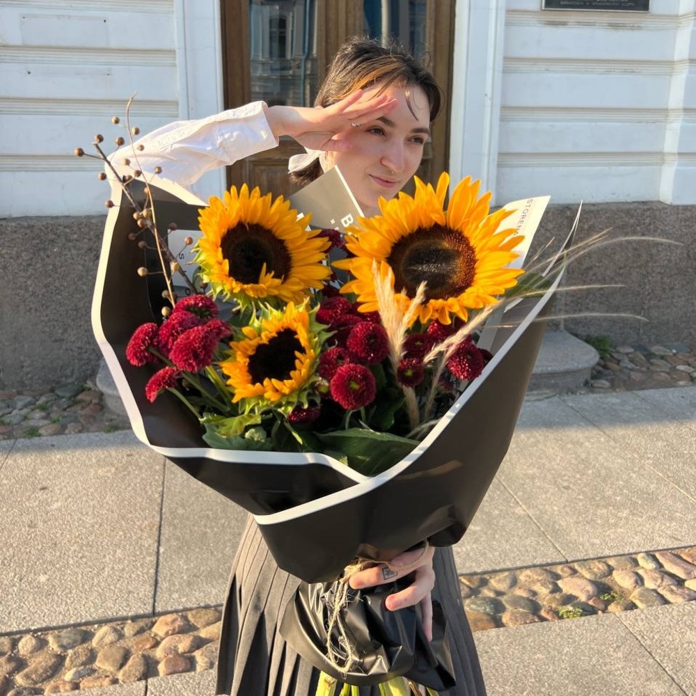 Букет к 1 сентября с доставкой в Санкт-Петербурге
