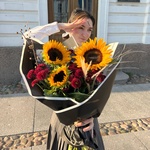 Букет к 1 сентября с доставкой в Санкт-Петербурге - Фотография 1