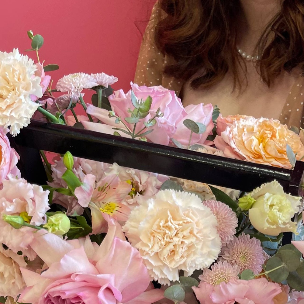 Пудровые сны: пионовидная роза, лизиантус и маттиола