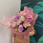 Свежие цветы и букеты с круглосуточной доставкой по Санкт-Петербургу - Фотография 1