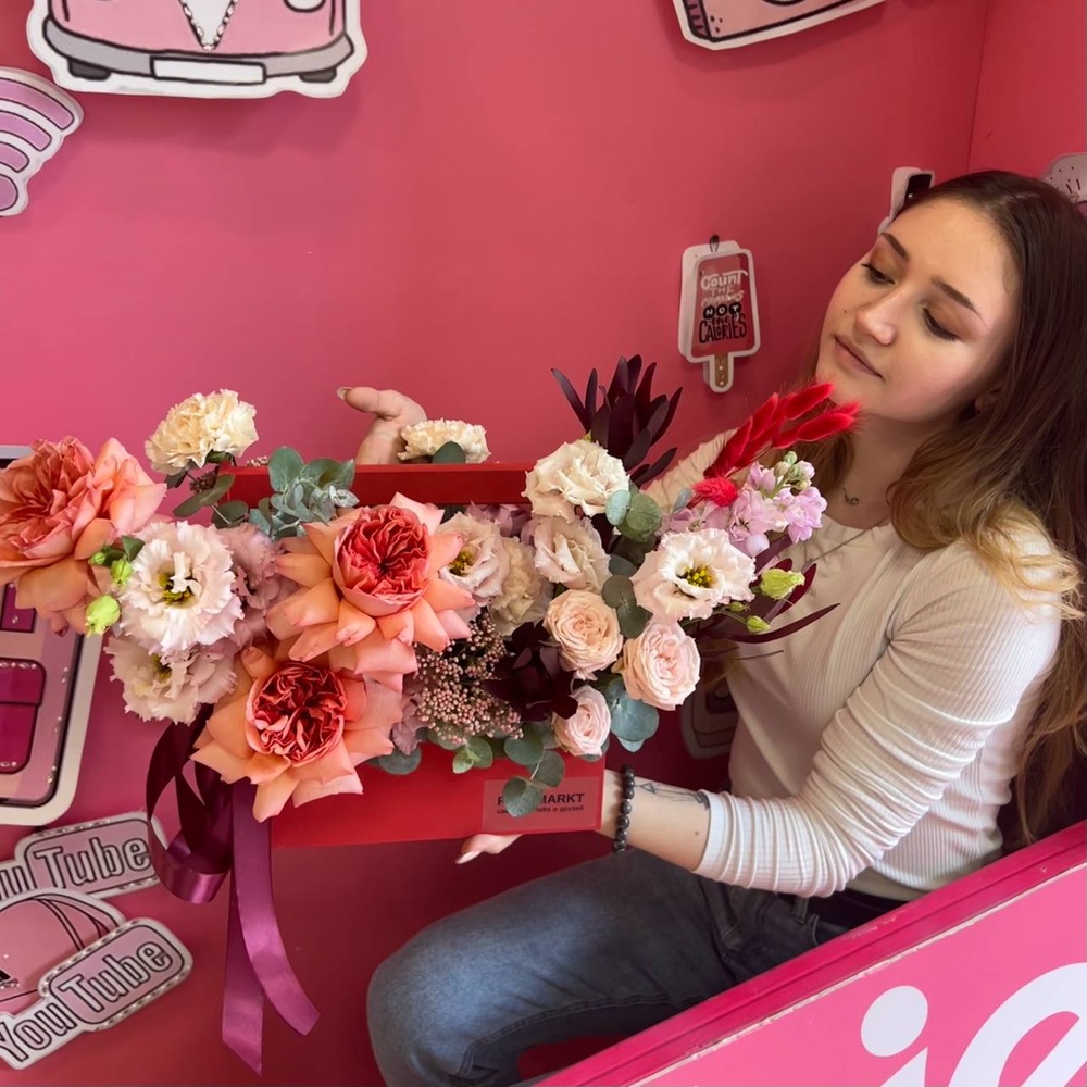 Свежие цветы и букеты с круглосуточной доставкой по Санкт-Петербургу