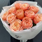 Пионовидный рай: пионовидные розы в лаконичной упаковке в Санкт-Петербурге - Фотография 3