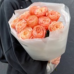 Пионовидный рай: пионовидные розы в лаконичной упаковке в Санкт-Петербурге - Фотография 7