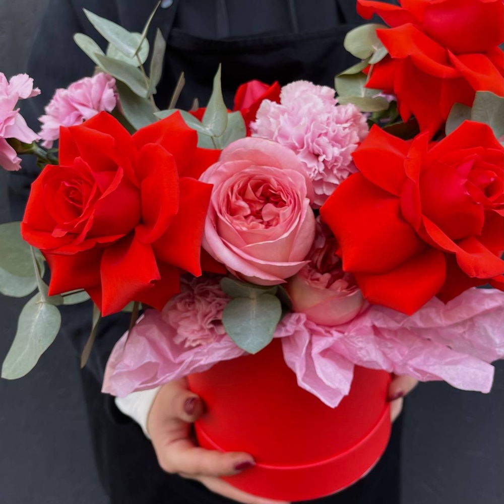 Шуры-Муры: цветы в шляпной коробке