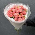 Сливочный вензель: пионовидные розы в лаконичной упаковке в Санкт-Петербурге - Фотография 5