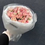 День 13: 15 кустовых роз в лаконичной упаковке в Санкт-Петербурге - Фотография 5