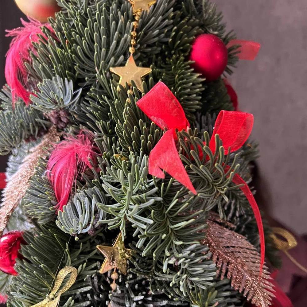 Ёлка в стиле 80-х