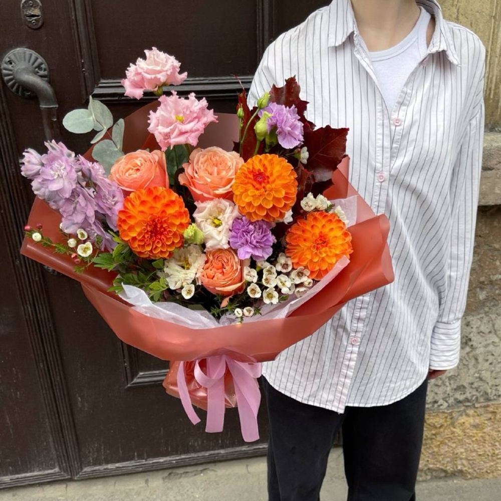 Сладкий сентябрь: осенний авторский букет в яркой гамме