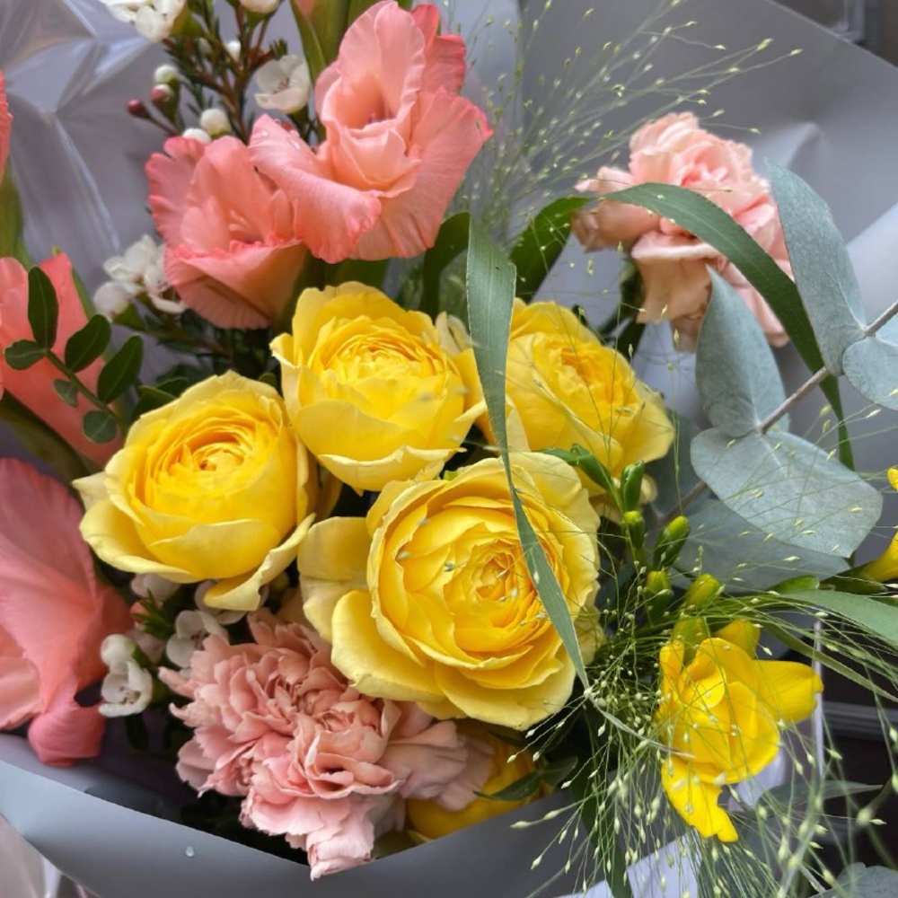 Моргентау: авторский букет в яркой гамме