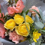 Моргентау: авторский букет в яркой гамме - Фотография 5