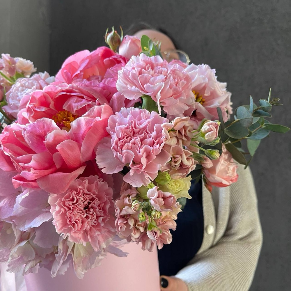 Королева Матильда: авторская композиция в шляпной коробке