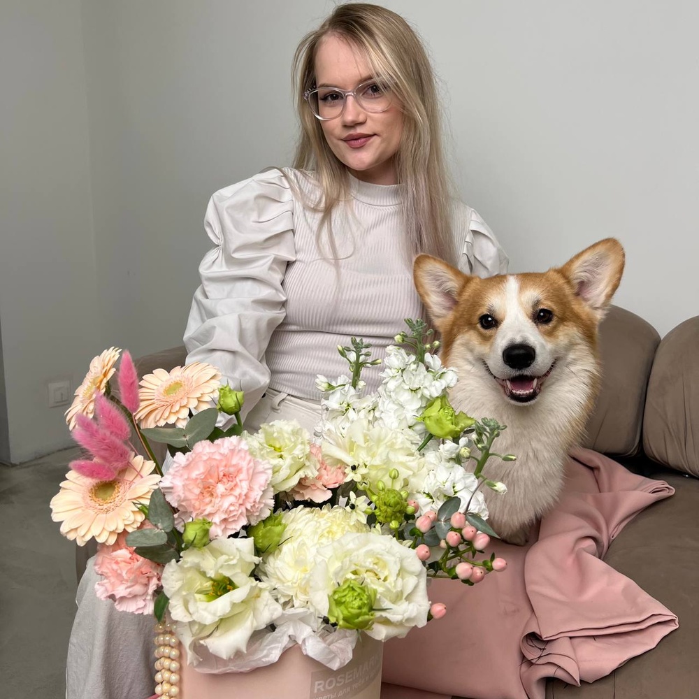 Влажный носик: воздушная композиция в щляпной коробке+ ИГРУШКА ДЛЯ СОБАКИ В ПОДАРОК!