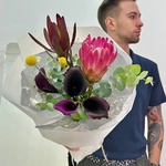 О, Боже, какой мужчина: экзотическая протея, каллы и леукадедрон с доставкой в Санкт-Петербурге - Фотография 4