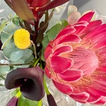 О, Боже, какой мужчина: экзотическая протея, каллы и леукадедрон с доставкой в Санкт-Петербурге - Фотография 3