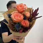 Я твой номер один: роза сорта Кахала и эрингиум с доставкой в Санкт- Петербурге - Фотография 2