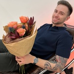 Я твой номер один: роза сорта Кахала и эрингиум с доставкой в Санкт- Петербурге - Фотография 1