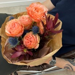 Я твой номер один: роза сорта Кахала и эрингиум с доставкой в Санкт- Петербурге - Фотография 6