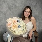 Моей единственной: пионовидные розы, лизиантус и твидия с доставкой в Санкт- Петербурге - Фотография 2