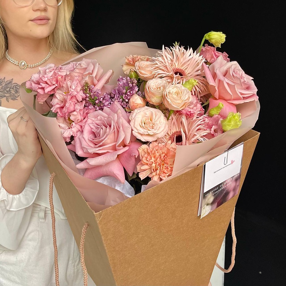 Черничный мусс: авторский букет в нежной гамме