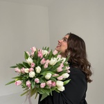 Микс 51 розового и белого тюльпана под ленту - Фотография 2