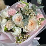 Постучись в мою дверь: авторский букет в нежной гамме в Санкт-Петербурге - Фотография 9