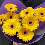 Солнечный луч: цветочный кулек с желтыми гермини в Санкт-Петербурге - Фотография 2