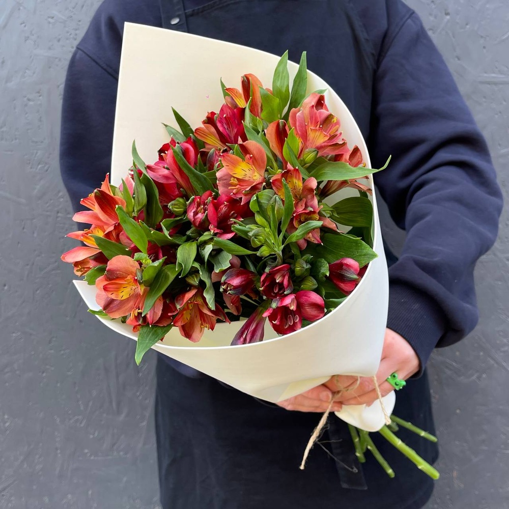 Хоней Крисп: стойкие альстромерии