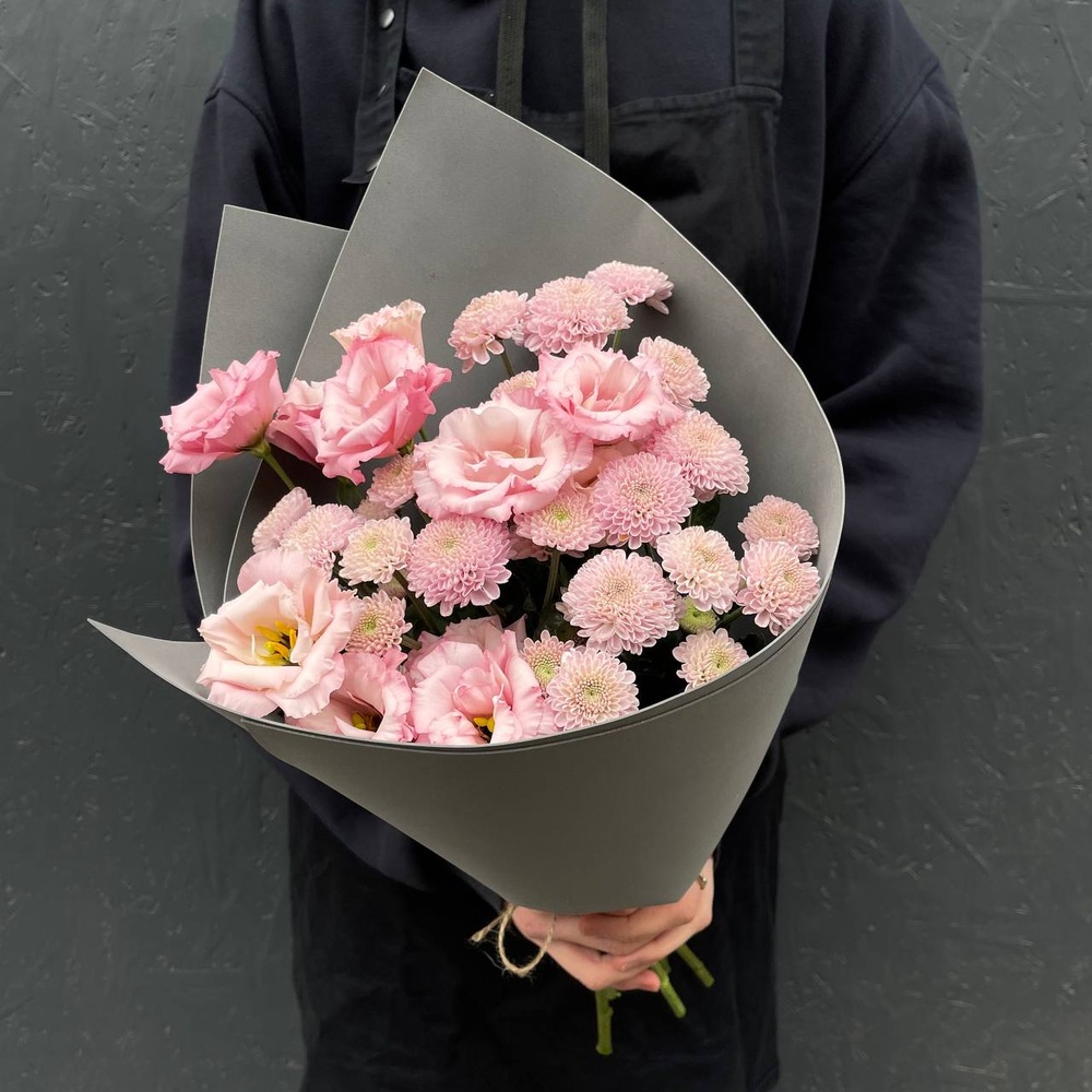 Пинк Сюр: стойкие хризантемы и лизиантус в Санкт-Петербурге