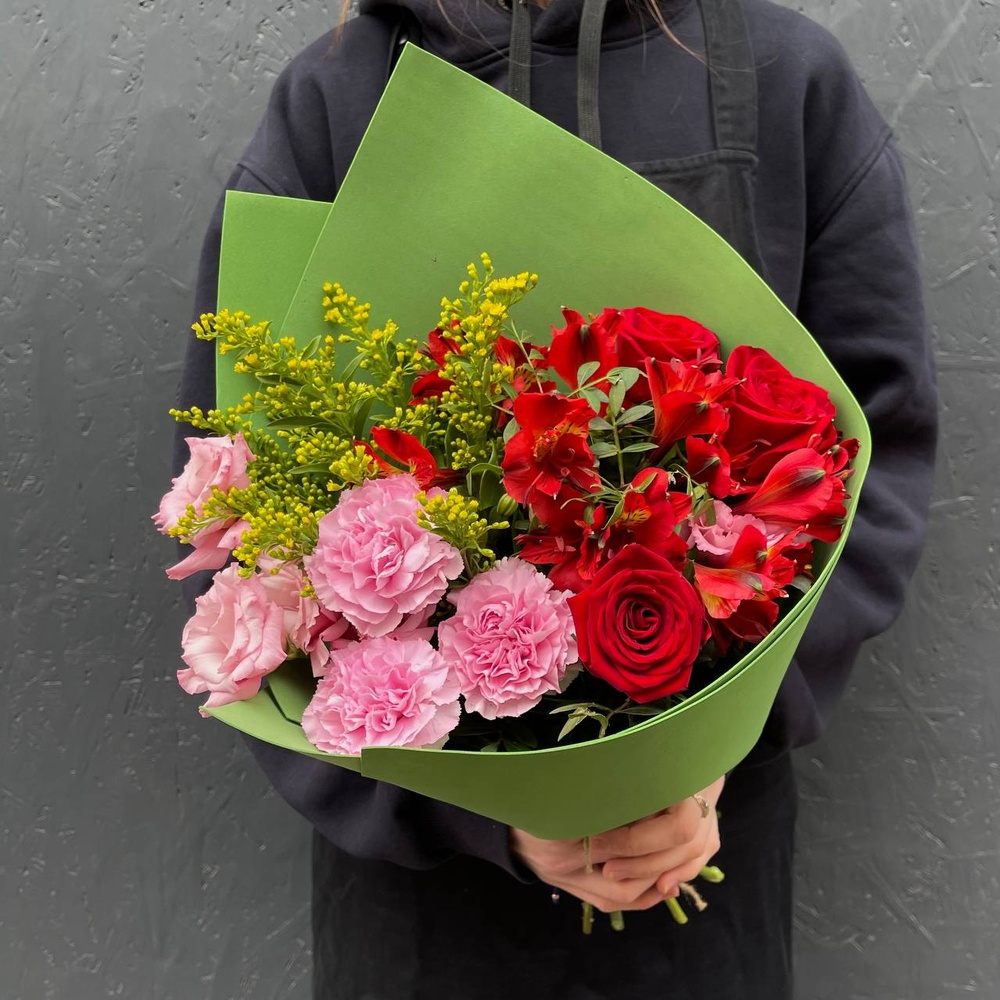 Ай оф зе Драгон: авторский букет со стойкими цветами в Санкт-Петербурге