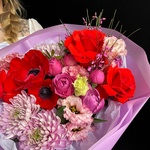 Анатомия любви: авторский букет в яркой гамме в Санкт-Петербурге - Фотография 6