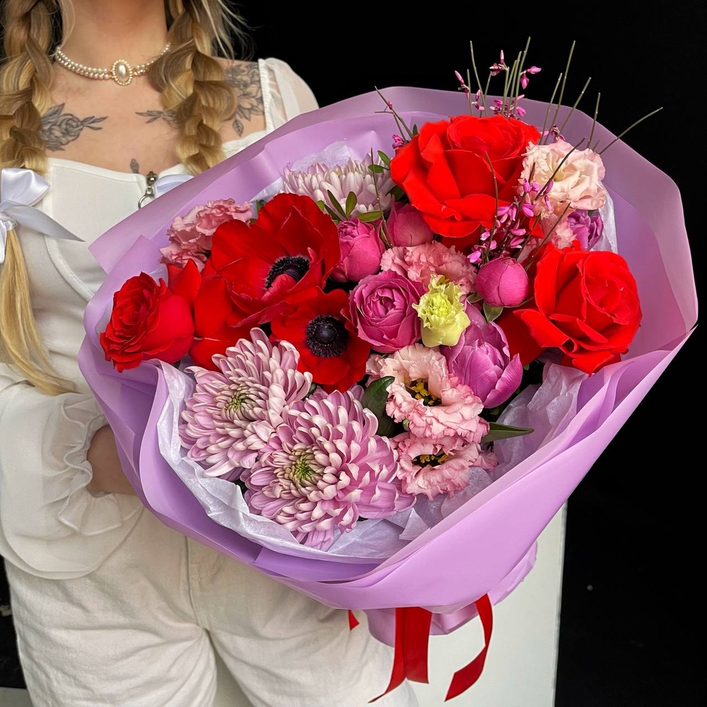 Анатомия любви: авторский букет в яркой гамме
