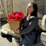 Вальпургиева ночь: букет с французскими и стойкими пионовидными розами - Фотография 4 Вальпургиева ночь: букет с французскими и стойкими пионовидными розами - Фотография 4