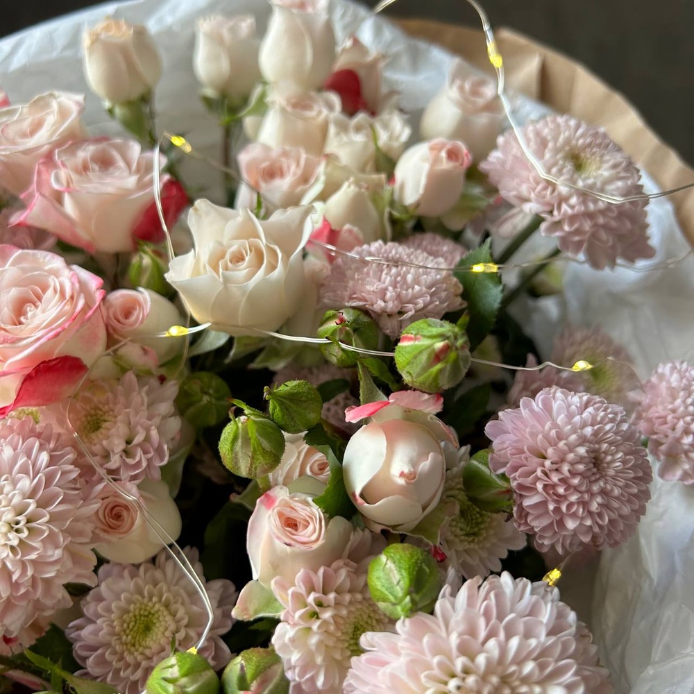 Букет с гирляндой О-ля-ля. С доставкой на дом