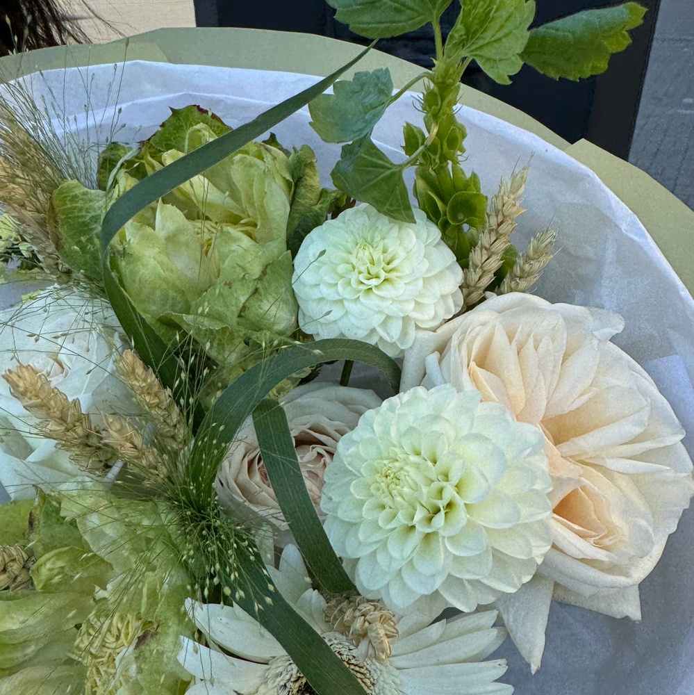 Лючия Лемурмур: зеленые розы, ароматные и стойкие цветы в гамме Мариинского театра