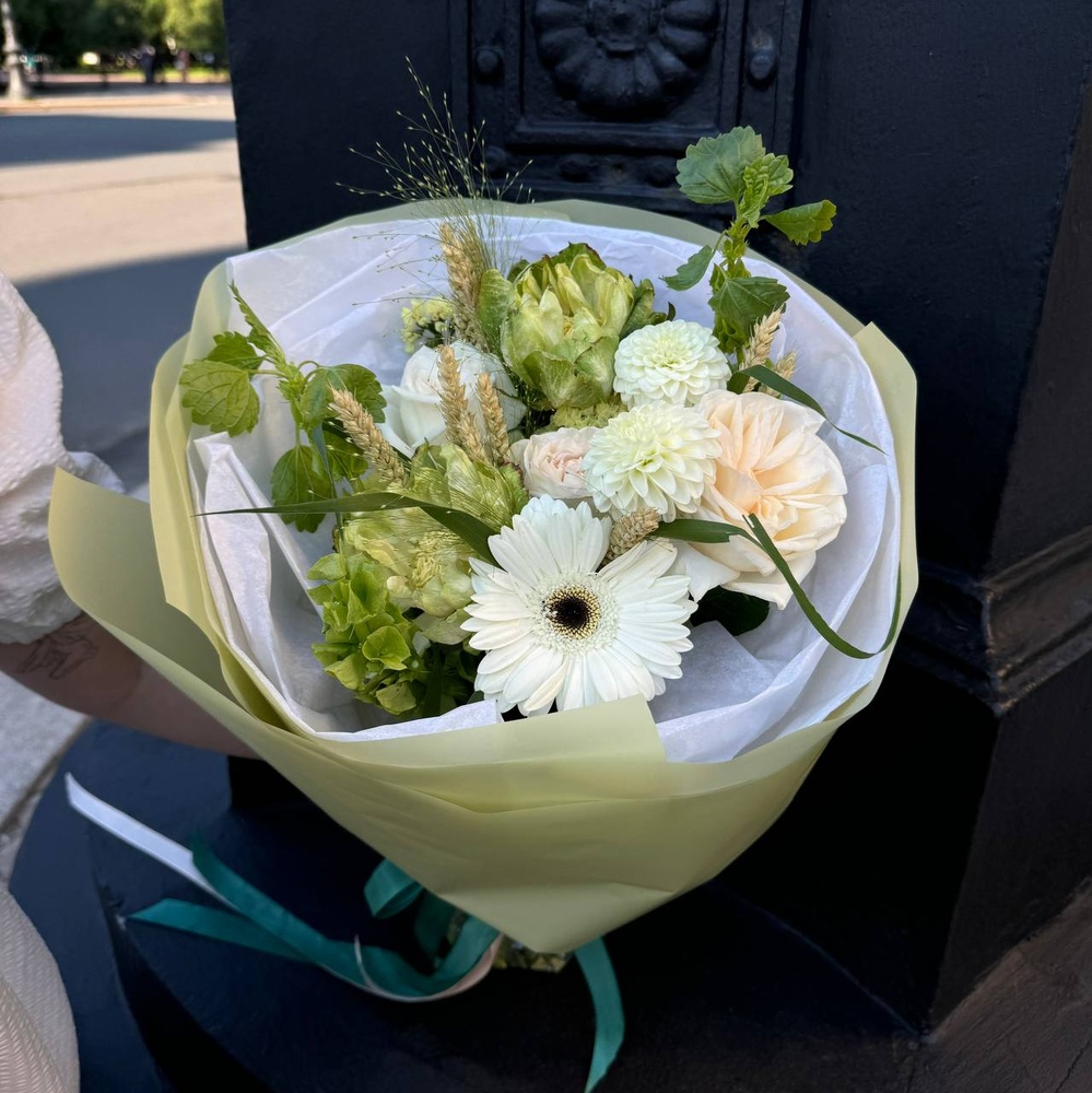 Лючия Лемурмур: зеленые розы, ароматные и стойкие цветы в гамме Мариинского театра