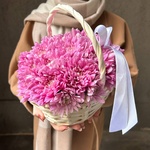 Для мамы: корзина с сиреневой хризантемой - Фотография 1