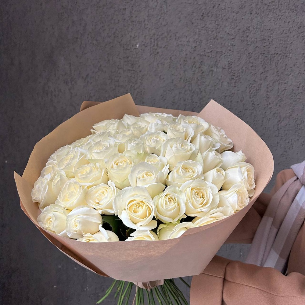 Розы белые недорого: 51 цветок, высота 50 см