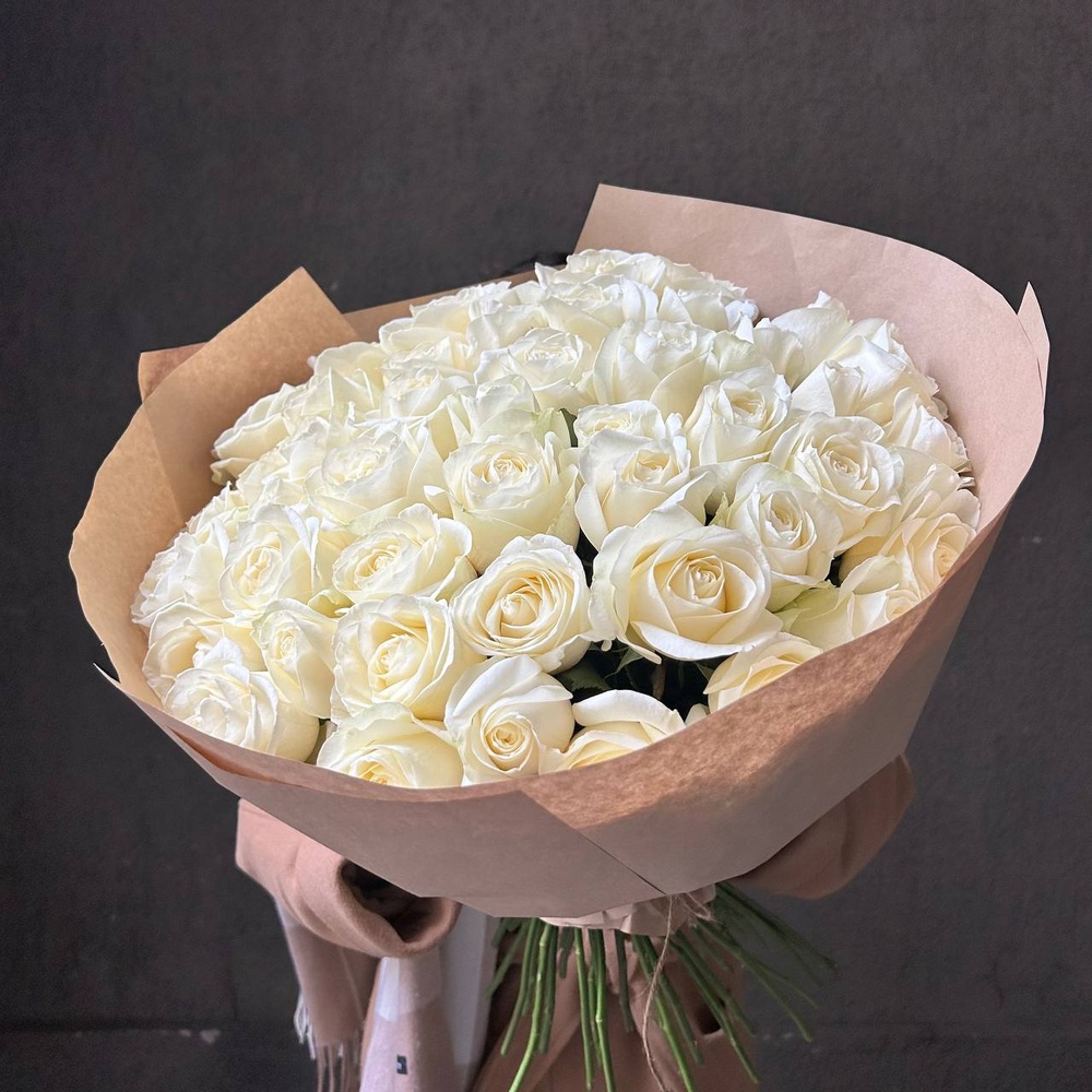 Розы белые недорого: 51 цветок, высота 50 см