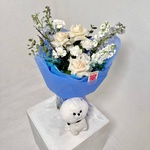 Букет «Целую тебя сквозь километры: голубой дельфиниум + аквабокс и коробка-переноска» - Фотография 5