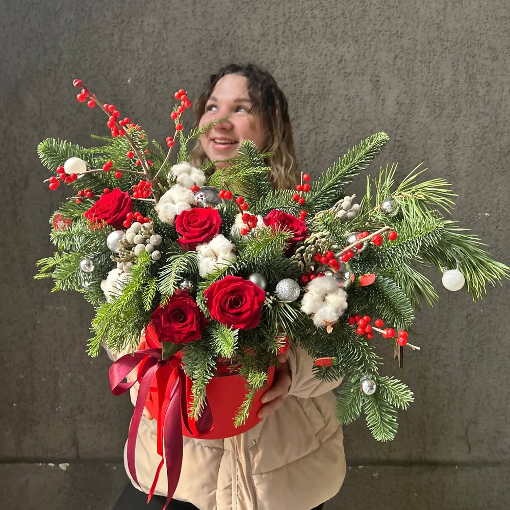 Цветочный новогодний подарок с Раффаэлло