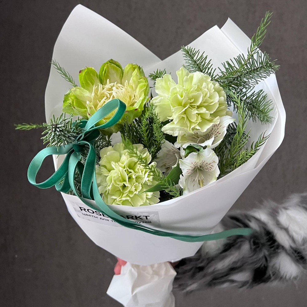 Мятные гвоздики и хвойные ветки