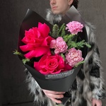 Клубника в горьком шоколаде: Пинк Флойд, хвойные ветки и розовые диантусы - Фотография 3